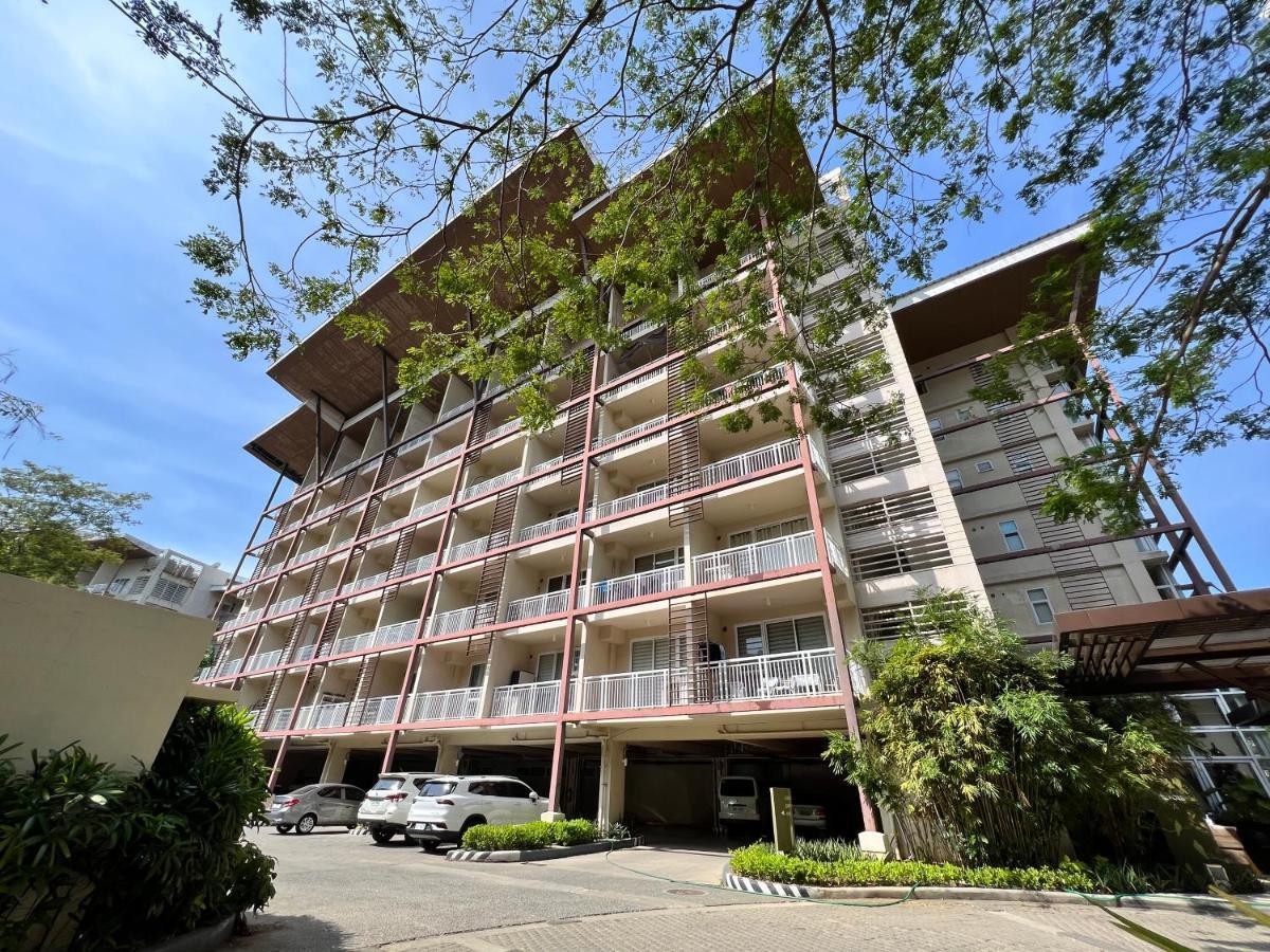 Bonel Condo At Pico De Loro Cutad Экстерьер фото
